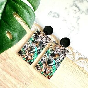 2/$30🌵 Jungle Cat Leopard Cheetah Acrylic Earrings Boho Butterfly Jewelry NEW